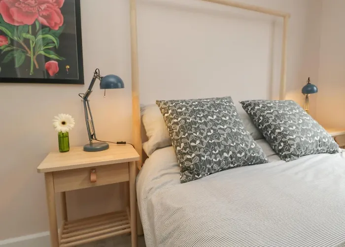 Newlands * Windermere