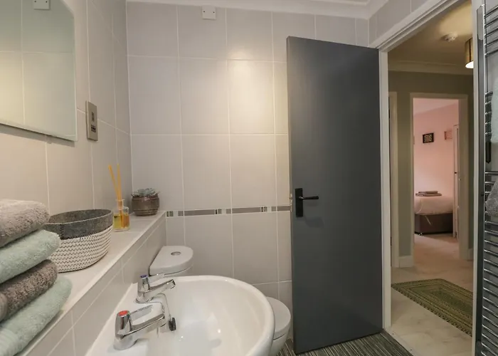 Newlands * Windermere